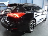 Gebraucht Ford Focus ST-Line 125 PS (91 kW) 2018 Schwarz Kombi