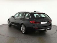 Gebraucht BMW 530 Luxury Line 252 PS (185 kW) 2023 Schwarz Kombi