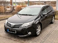 Gebraucht Toyota Avensis Executive 177 PS (130 kW) 2013 Schwarz Kombi