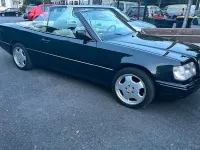 Gebraucht Mercedes 300 220 PS (161 kW) 1993 Schwarz Cabrio