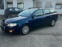 Gebraucht VW Passat 102 PS (75 kW) 2005 Blau Kombi