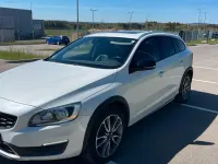 Gebraucht Volvo V60 CC 254 PS (186 kW) 2016 Weiß Kombi
