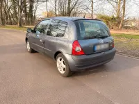 Używany Renault Clio II 75 KM (55 kW) 2005 Niebieski Hatchback