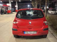 Gebraucht Renault Twingo 60 PS (44 kW) 2009 Rot Kleinwagen