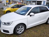 Gebraucht Audi A1 Basis 95 PS (69 kW) 2018 Cortinaweiß Kleinwagen