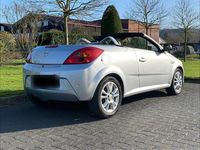 Gebraucht Opel Tigra 90 PS (66 kW) 2006 Silber Cabrio