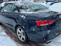 Gebraucht Audi A3 Cabriolet Sport 150 PS (110 kW) 2018 Blau Cabrio