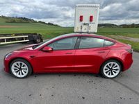Gebraucht Tesla Model 3 RWD 208 kW (283 PS) 2022 Rot Limousine
