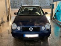 Gebraucht VW Polo 62 PS (45 kW) 2011 Blau Kleinwagen