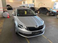 gebraucht Skoda Octavia Combi 4x4*LED*NAVI*Standheizung*LEDER*