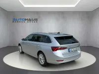 Gebraucht Skoda Octavia Style 150 PS (110 kW) 2022 Brilliantsilber metallic Kombi
