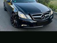 Gebraucht Mercedes E220 170 PS (125 kW) 2009 Schwarz Limousine