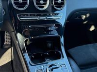 Gebraucht Mercedes GLC250 211 PS (155 kW) 2019 Weiß SUV