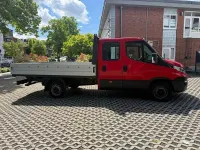 Używany Iveco Daily 136 KM (100 kW) 2017 Czerwony Van
