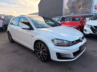 Gebraucht VW Golf VII GTI 220 PS (161 kW) 2017 Oryxweiss Limousine