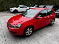 Gebraucht VW Golf VI Comfortline 105 PS (77 kW) 2010 Rot Kleinwagen