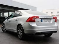 Gebraucht Volvo S60 R-Design 245 PS (180 kW) 2016 Silber Limousine