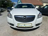 Gebraucht Opel Insignia 140 PS (102 kW) 2012 Weiß Limousine