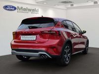 Gebraucht Ford Focus Active X 155 PS (114 kW) 2025 Fantastic red tc Limousine