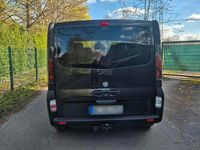 Gebraucht Opel Vivaro 100 PS (73 kW) 2004 Schwarz Van / Kleinbus
