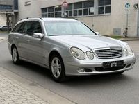 Gebraucht Mercedes E220 150 PS (110 kW) 2003 Silber Kombi