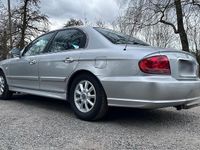 Gebraucht Hyundai Sonata GLS 131 PS (96 kW) 2003 Silber Limousine