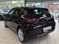 Gebraucht Renault Clio V Experience 101 PS (74 kW) 2020 Black pearl schwarz Kleinwagen