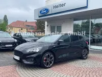 Używany Ford Focus ST-Line 155 KM (114 kW) 2021 Czarny Sedan/Limuzyna