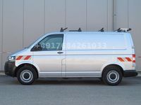Gebraucht VW Transporter 140 PS (102 kW) 2014 Reflexsilber Van