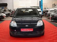 Gebraucht Ford Fiesta 80 PS (58 kW) 2004 Schwarz Kleinwagen