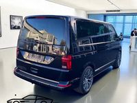 Second-hand VW Multivan Highline 204 CP (150 kW) 2021 Negru Monovolum