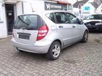 Gebraucht Mercedes A180 109 PS (80 kW) 2007 Polarsilber  metalliclack Kleinwagen