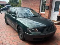 Gebraucht VW Passat 101 PS (74 kW) 1998 Grün Limousine