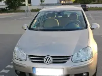 Gebraucht VW Golf V 105 PS (77 kW) 2005 Gold Kleinwagen