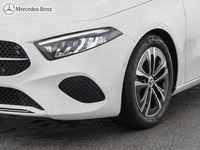 Gebraucht Mercedes A180 Progressive 136 PS (100 kW) 2024 Unilack polarweiß Limousine