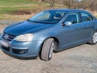 Second-hand VW Jetta 130 CP (95 kW) 2006 Verde Berlinǎ