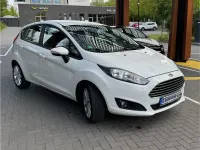 Gebraucht Ford Fiesta SE 121 PS (88 kW) 2013 Weiß Limousine