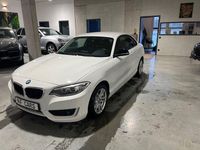 Gebraucht BMW 220 Sport Line 184 PS (135 kW) 2014 Weiß Coupé