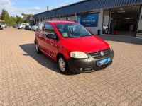 Gebraucht VW Fox 54 PS (39 kW) 2010 Rot Kleinwagen