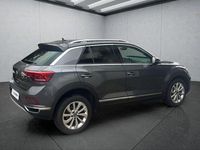 Gebraucht VW T-Roc 110 PS (80 kW) 2023 Grau SUV