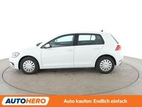 Gebraucht VW Golf VII Trendline 110 PS (80 kW) 2018 Weiß Limousine