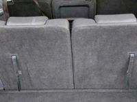 Gebraucht Kia Carens 134 PS (98 kW) 2014 Silber Van / Kleinbus