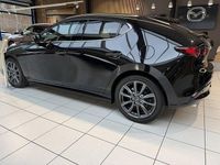 Neu Mazda 3 140 PS (102 kW) 2026 Jet black Limousine