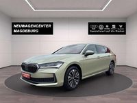 Gebraucht Skoda Superb Selection 150 PS (110 kW) 2024 Ice tea gelb metallic Kombi