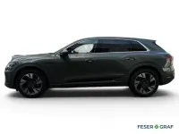 Gebraucht Audi Q8 e-tron S-Line 300 kW (408 PS) 2023 Chronosgrau metallic SUV