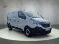 Używany Renault Trafic 120 KM (88 kW) 2021 Biały Minivan