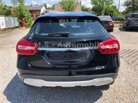 gebraucht Mercedes GLA200 *Sport*Navi*Kamera*SHZ*Klima