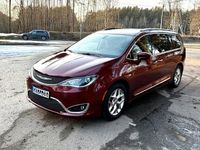 Gebraucht Chrysler Pacifica 291 PS (214 kW) 2019 Rot Van / Kleinbus