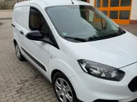 Gebraucht Ford Courier Trend 75 PS (55 kW) 2021 Weiß Van / Kleinbus