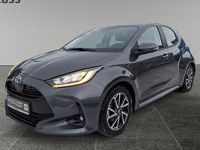 Gebraucht Toyota Yaris Hybrid Team 116 PS (85 kW) 2022 Grau Limousine